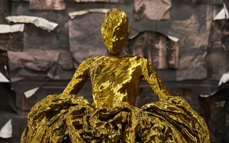 Haute Couture Paris 2025: Cum Balenciaga și Margiela rescriu destinul modei